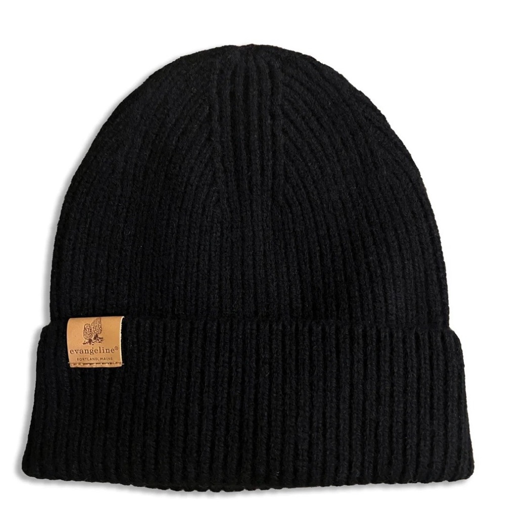 Evangeline lambswool Black Ribbed Knit Beanie